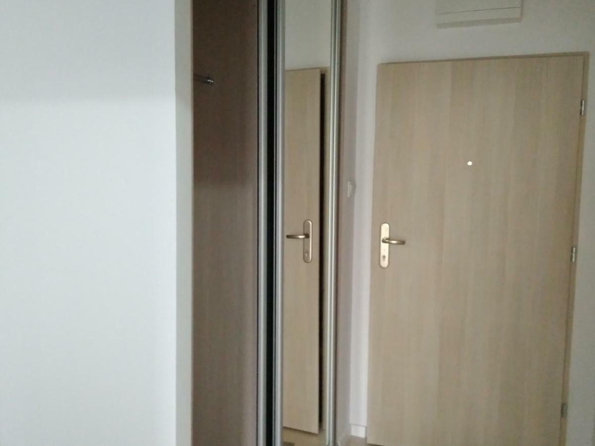 Manufaktura Apartment Varşovia Exterior foto